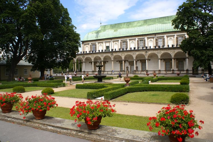 Letohrádek královny Anny v Praze